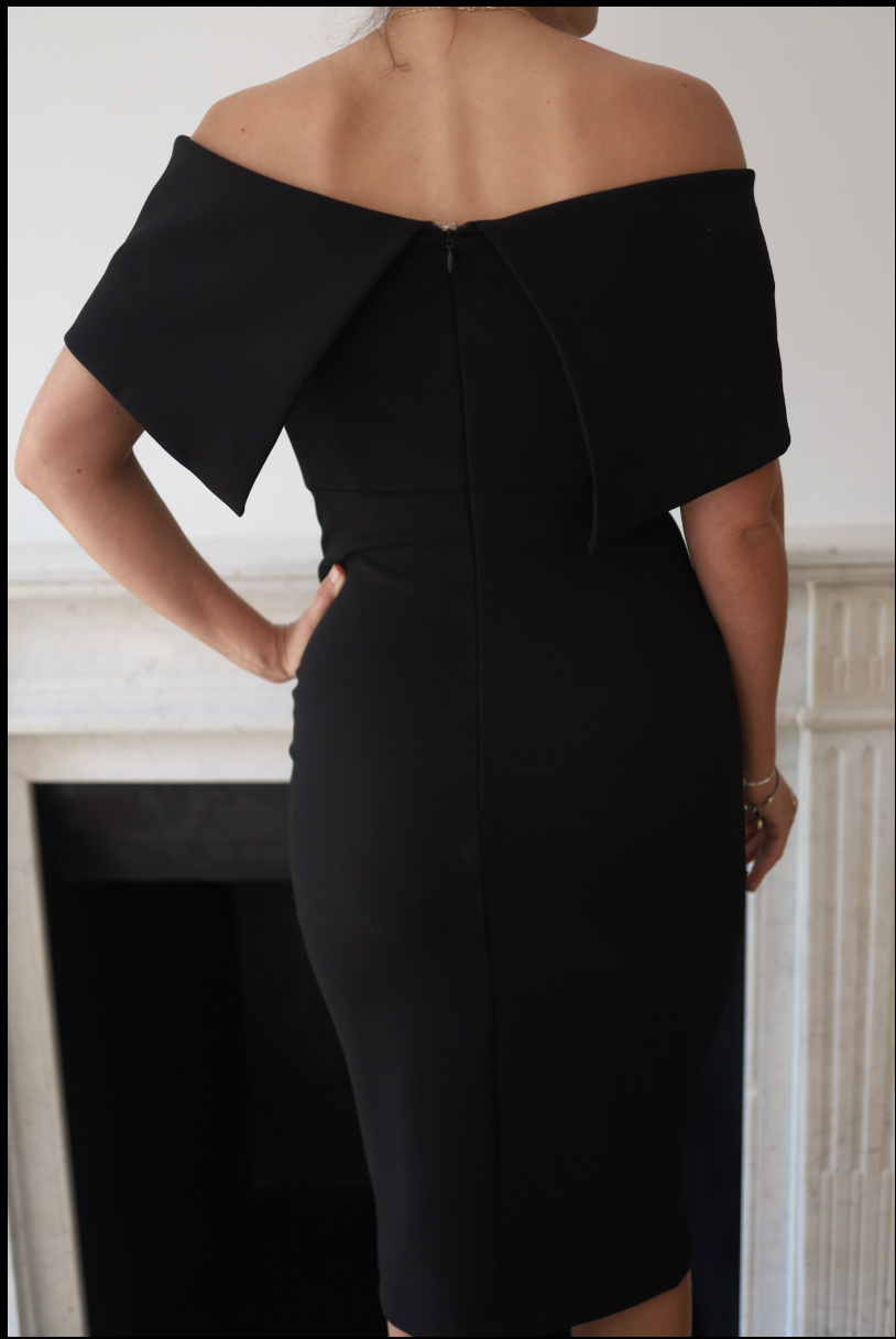 Vestido negro off-shoulder Rubber Ducky – Talla 10 (US)