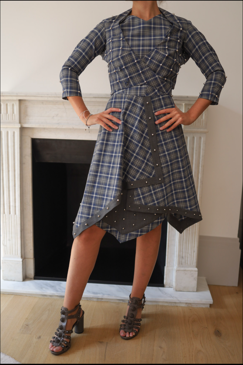 Vestido tartán gris y azul con perlas – Public School NY – Talla S