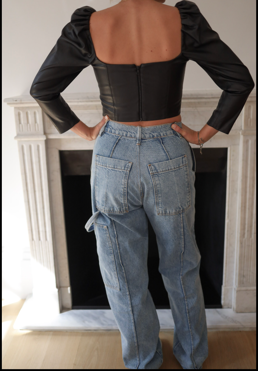 Top negro de piel sintética Alice + Olivia – Talla S