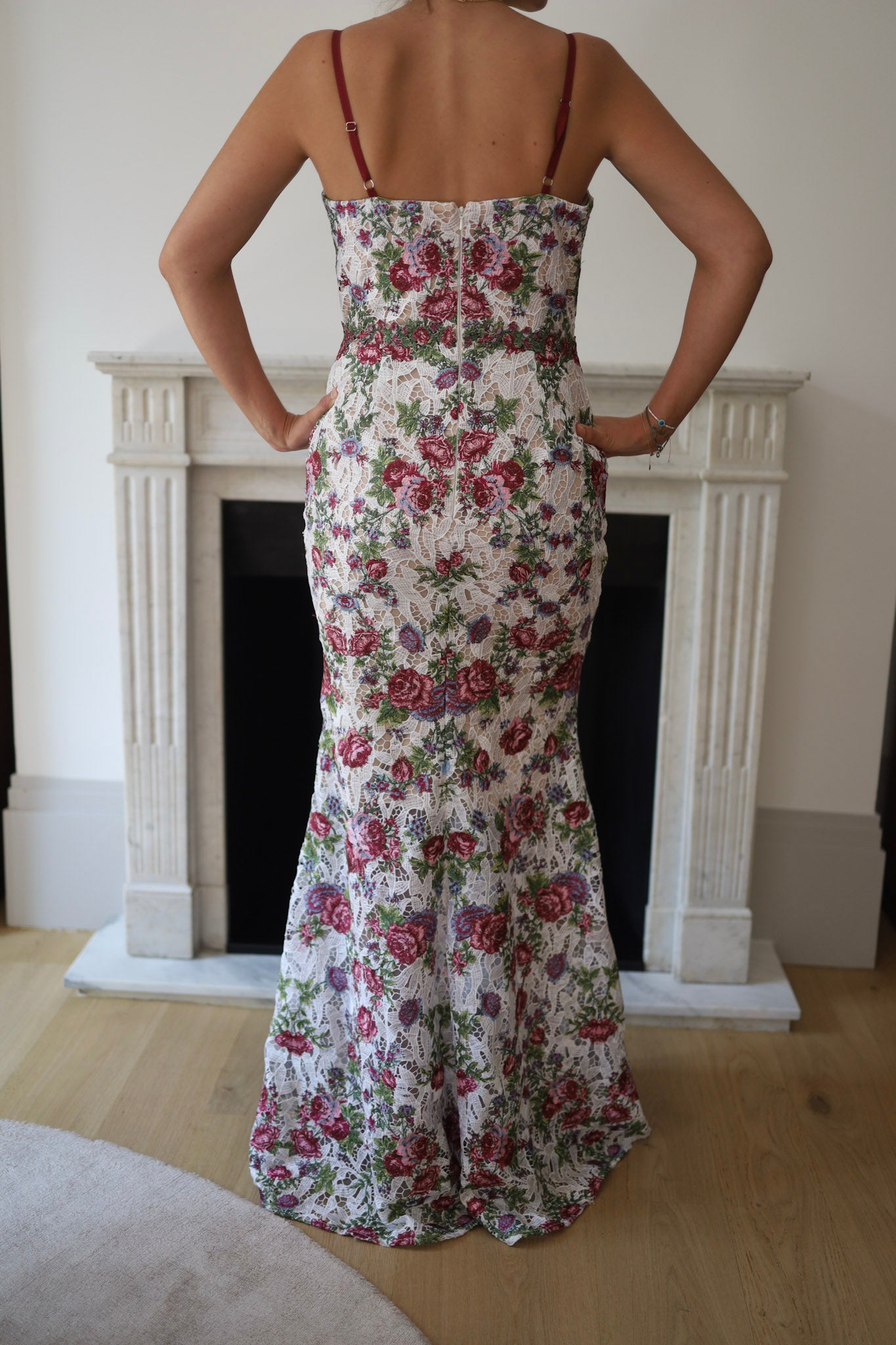 Vestido largo de encaje floral – Marchesa Notte (Talla 2 US / 36 EU)